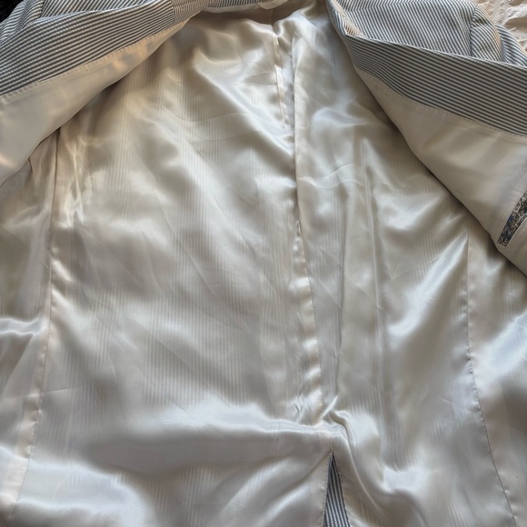 Ralph Lauren Men's Gray and Cream Striped Suit Set - Picture 9 of 13